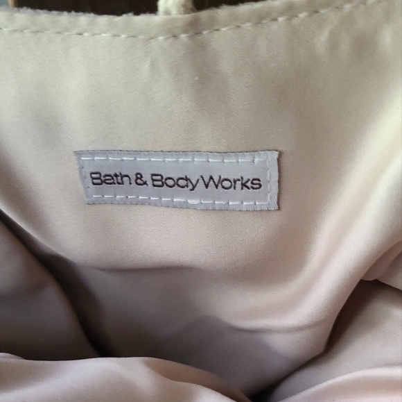 Bath & Body works tan suede small handbag - Picture 4 of 7